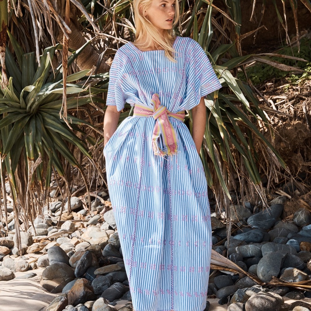 Kaftan Like Pippa Holt NWOT Includes 2 belts!